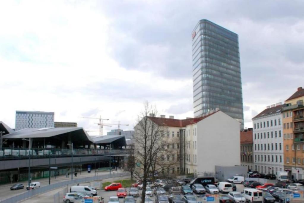 Nr 1 Apartment With 2 Balconies 3 Bedrooms Near Main Train Station Wien Eksteriør billede