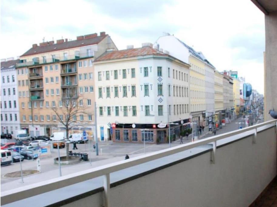 Nr 1 Apartment With 2 Balconies 3 Bedrooms Near Main Train Station Wien Eksteriør billede