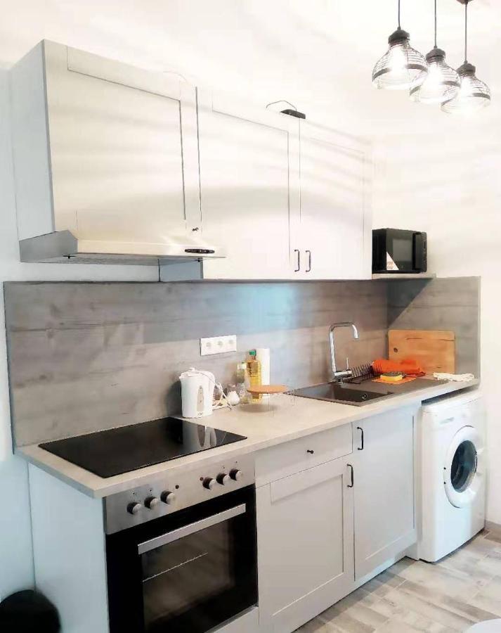 Nr 1 Apartment With 2 Balconies 3 Bedrooms Near Main Train Station Wien Eksteriør billede